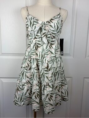 Trixxi Leaf-Print Tiered Spaghetti Strap Dress in Green and Cream